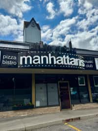 Manhattans Bistro & Music Club