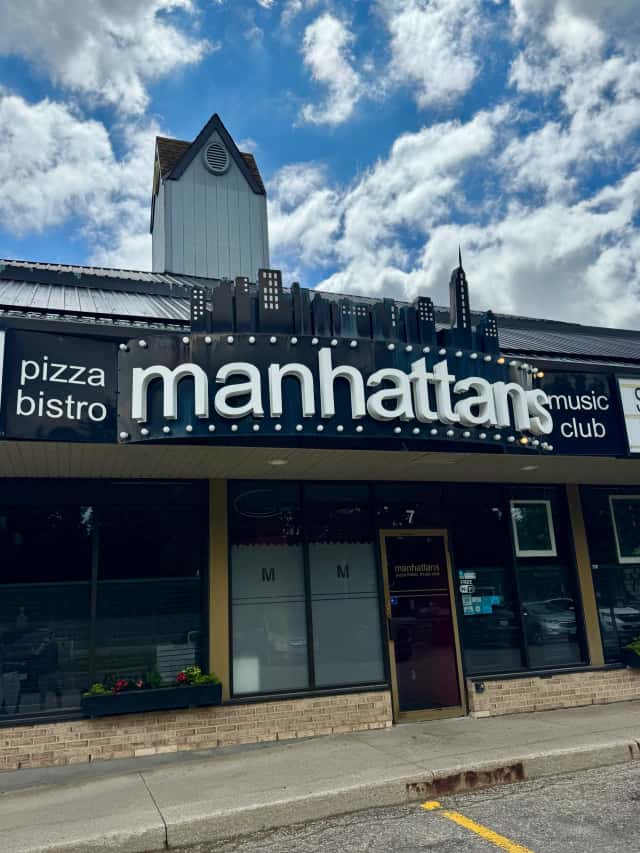 Manhattans Bistro & Music Club