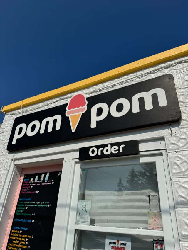 Pom Pom
